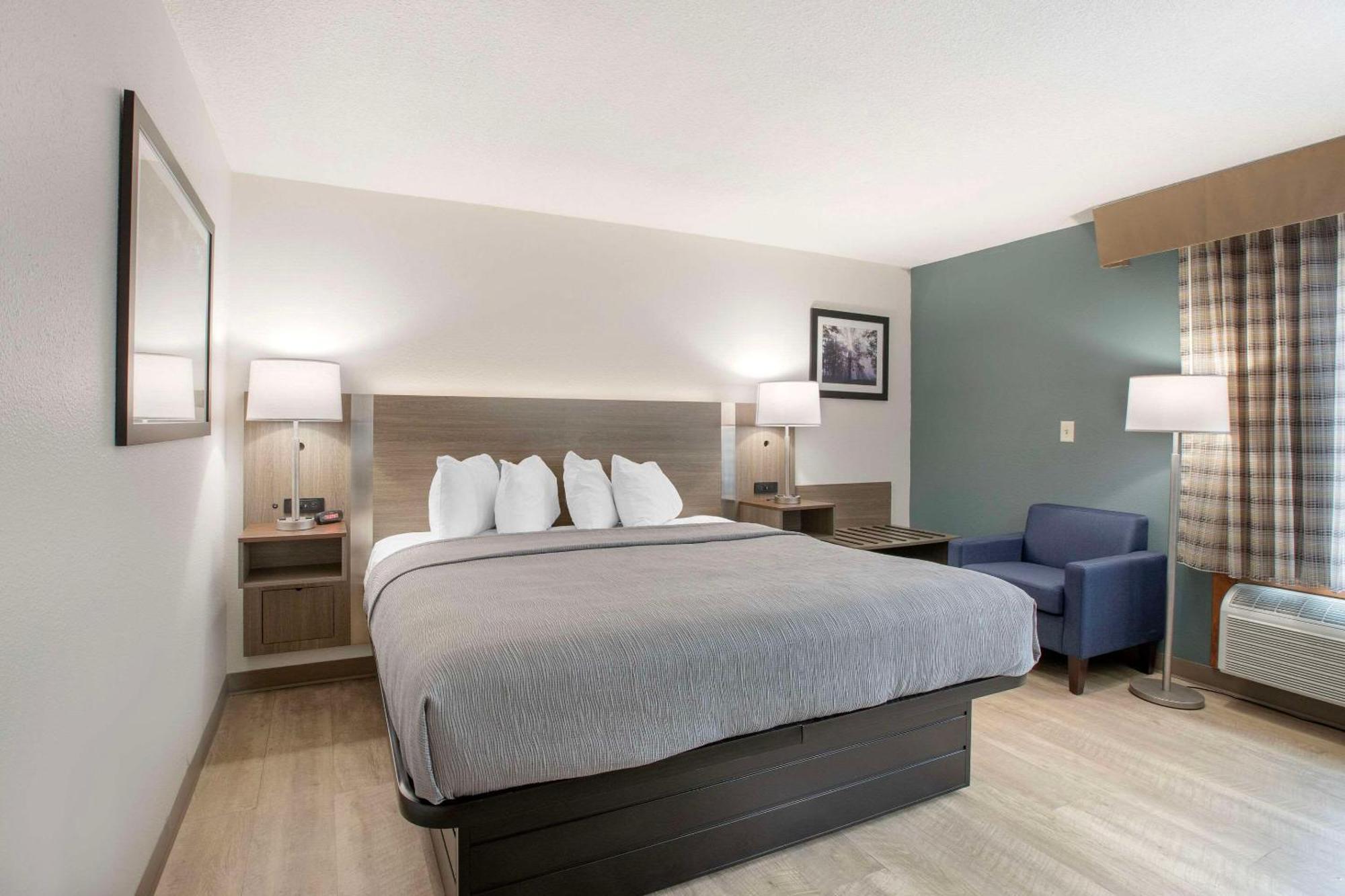 Quality Inn Newton At I-80 Extérieur photo