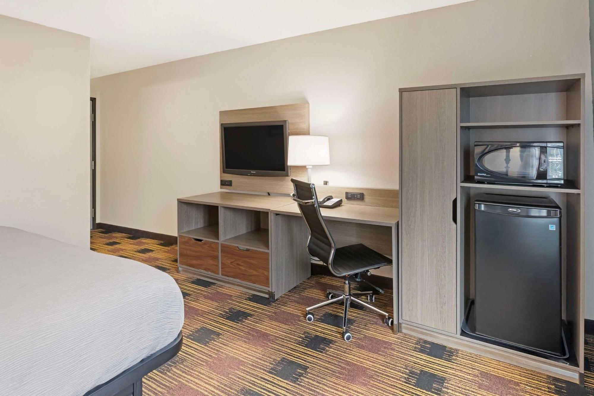 Quality Inn Newton At I-80 Extérieur photo