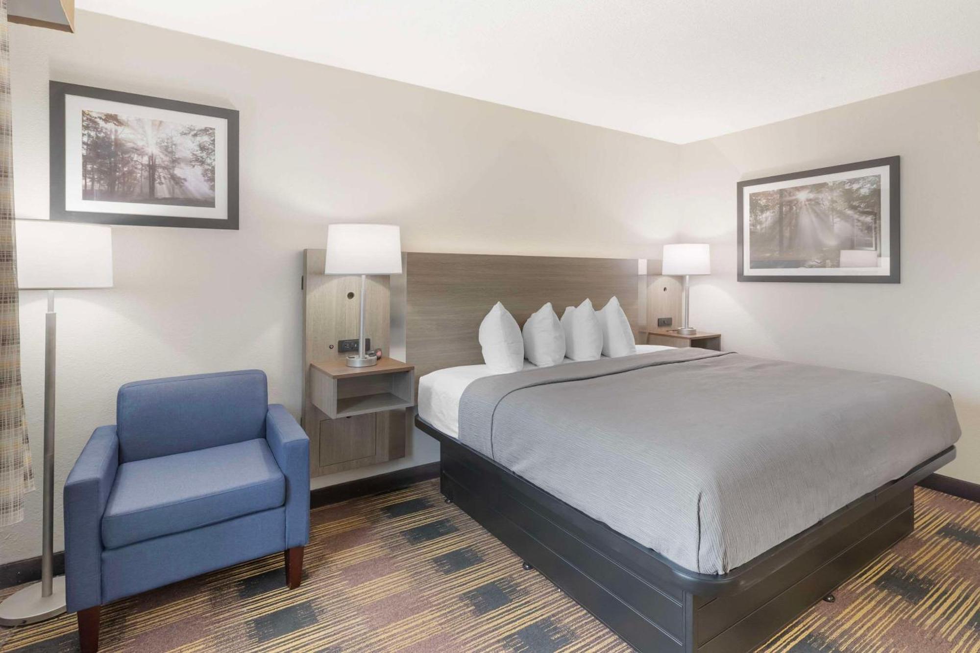 Quality Inn Newton At I-80 Extérieur photo