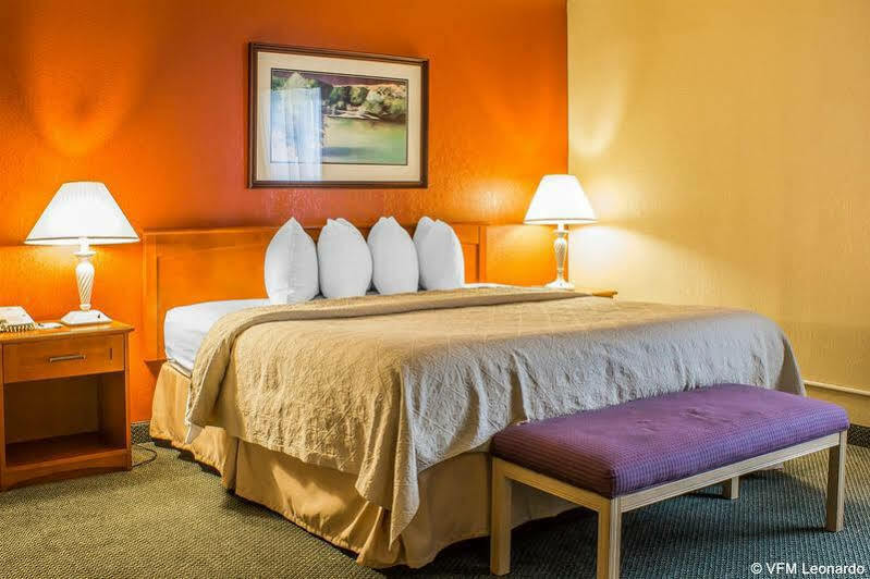 Quality Inn Newton At I-80 Extérieur photo